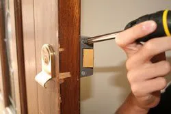 Locksmith Key Store Pearl River, NY 845-218-0161 - lock-opening